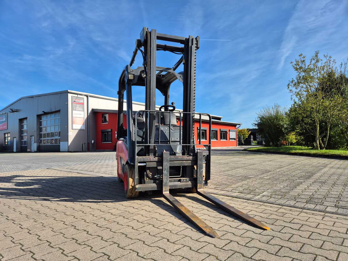 Used Forklift Linde E16P-02 4 riteņu dakšu iekrāvējs (Image 6) Used Forklift Linde E16P-02 4 riteņu dakšu iekrāvējs (Image 6)