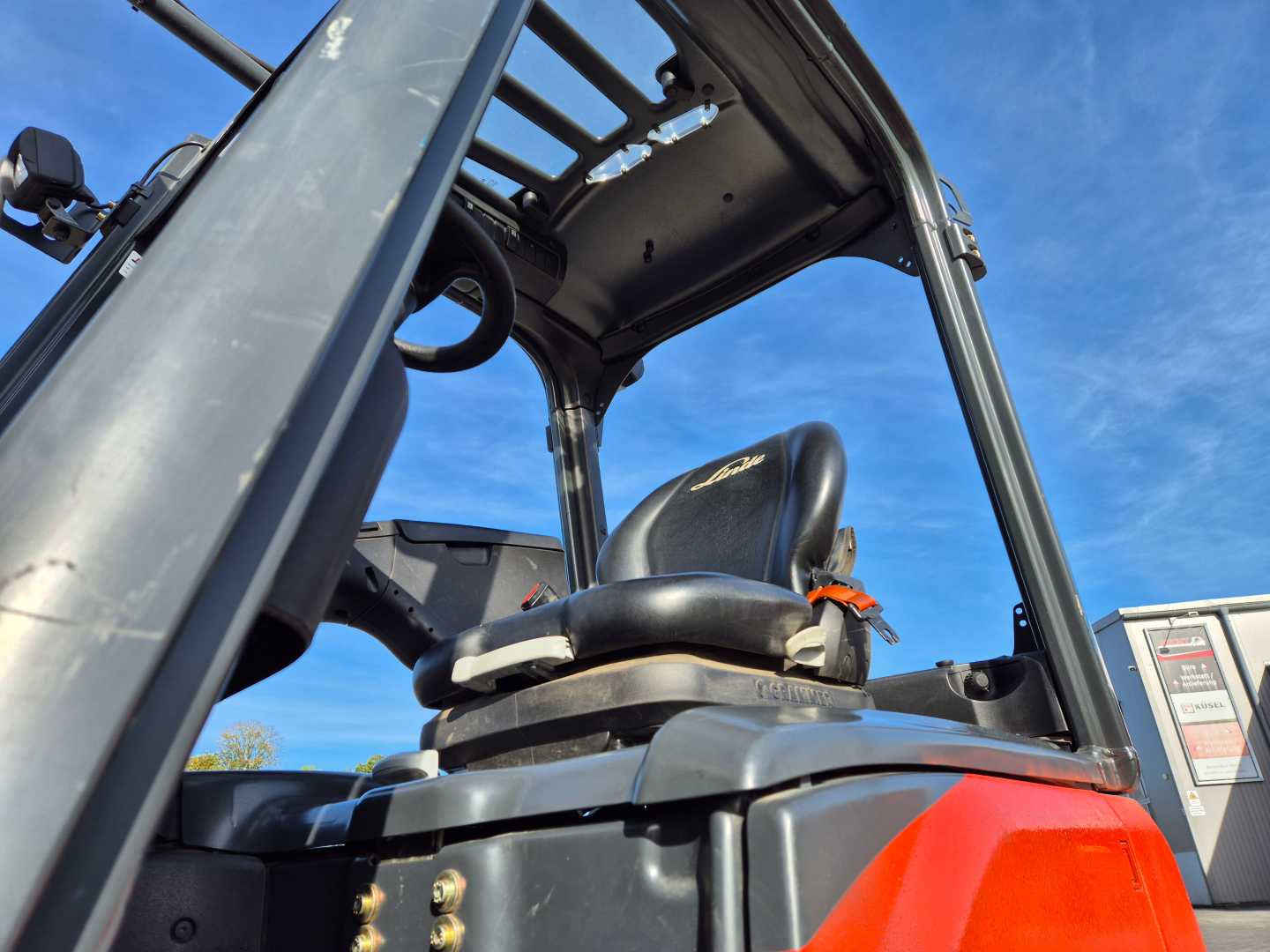 Used Forklift Linde E16P-02 4 riteņu dakšu iekrāvējs (Image 9) Used Forklift Linde E16P-02 4 riteņu dakšu iekrāvējs (Image 9)
