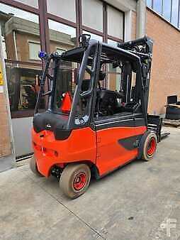 Used Forklift Linde E50HL 4 riteņu dakšu iekrāvējs (Image 2) Used Forklift Linde E50HL 4 riteņu dakšu iekrāvējs (Image 2)