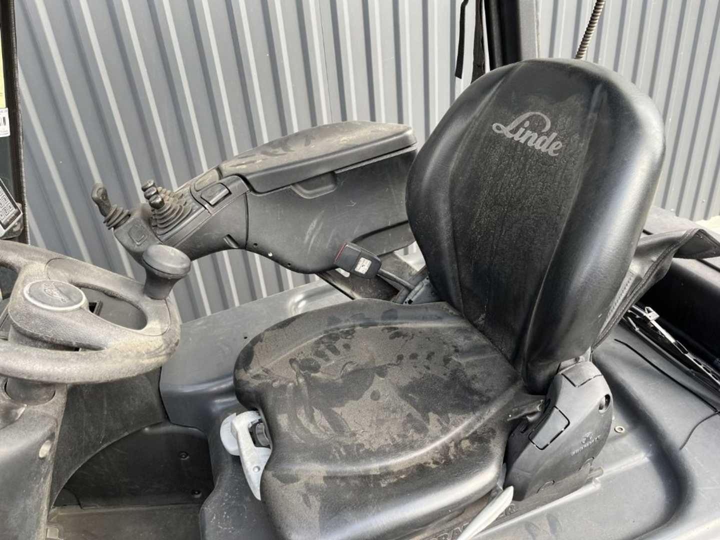 Used Forklift Linde E16P-02 4 riteņu dakšu iekrāvējs (Image 8) Used Forklift Linde E16P-02 4 riteņu dakšu iekrāvējs (Image 8)