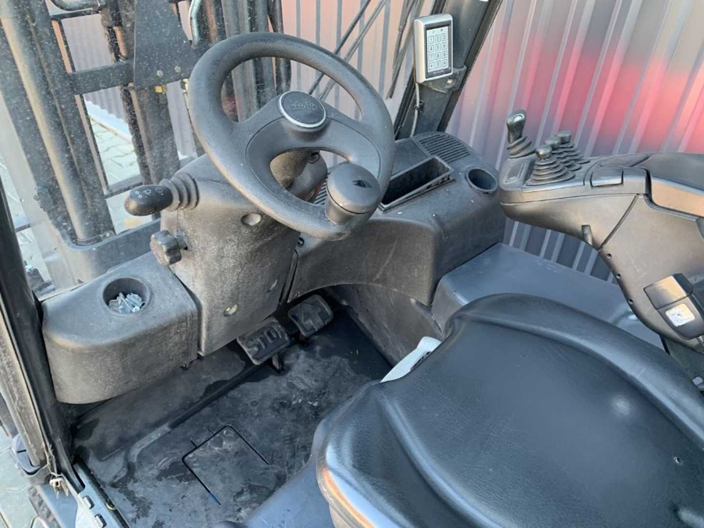 Used Forklift Linde E16P-02 4 riteņu dakšu iekrāvējs (Image 10) Used Forklift Linde E16P-02 4 riteņu dakšu iekrāvējs (Image 10)