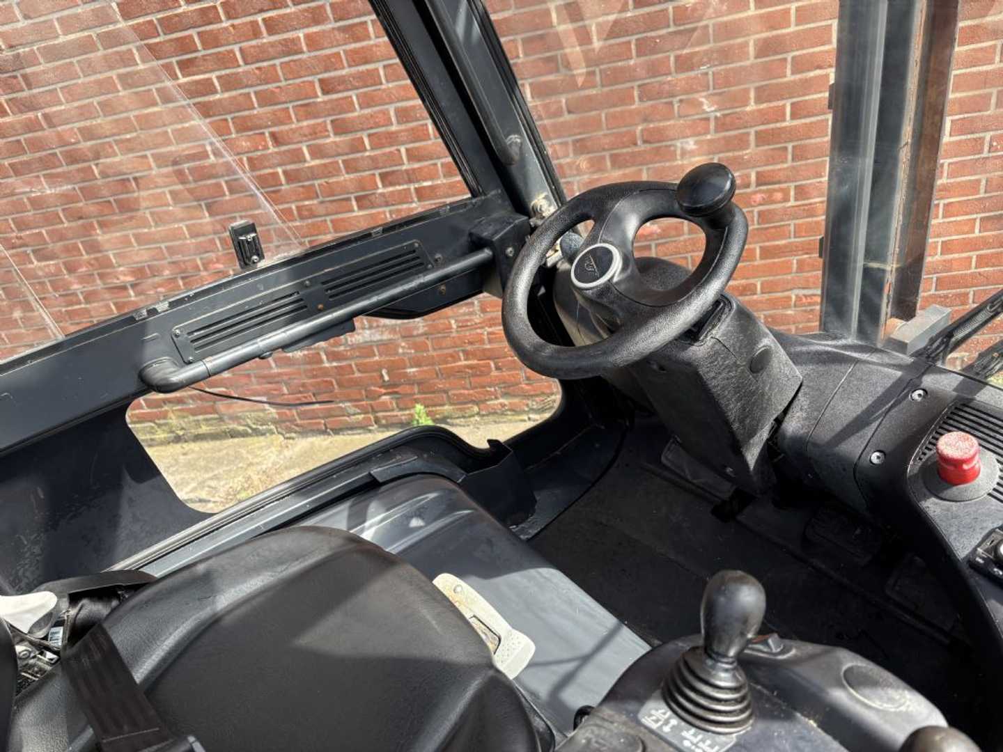 Used Forklift Linde E50HL-01/600 4 riteņu dakšu iekrāvējs (Image 9) Used Forklift Linde E50HL-01/600 4 riteņu dakšu iekrāvējs (Image 9)
