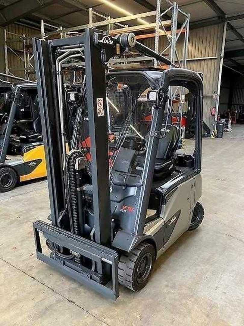 Used Forklift Linde E16P 4 riteņu dakšu iekrāvējs (Image 1) Used Forklift Linde E16P 4 riteņu dakšu iekrāvējs (Image 1)