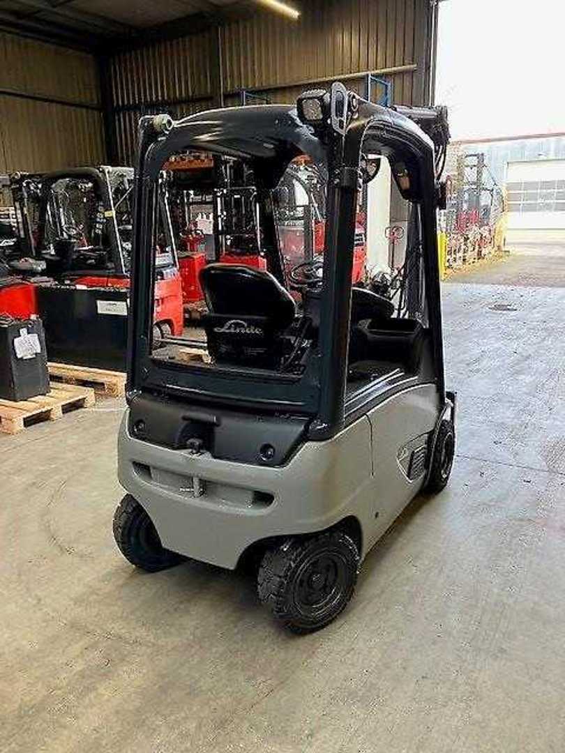 Used Forklift Linde E16P 4 riteņu dakšu iekrāvējs (Image 3) Used Forklift Linde E16P 4 riteņu dakšu iekrāvējs (Image 3)