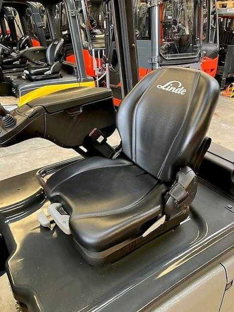 Used Forklift Linde E16P 4 riteņu dakšu iekrāvējs (Image 5) Used Forklift Linde E16P 4 riteņu dakšu iekrāvējs (Image 5)