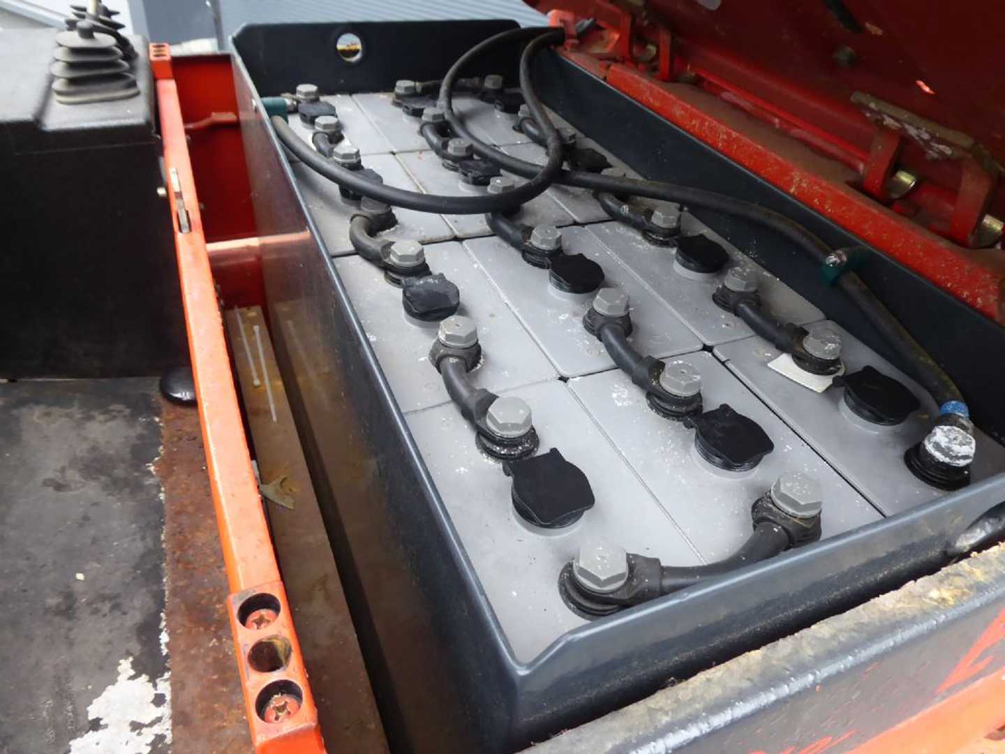 Used Forklift Linde E12 4 riteņu dakšu iekrāvējs (Image 6) Used Forklift Linde E12 4 riteņu dakšu iekrāvējs (Image 6)