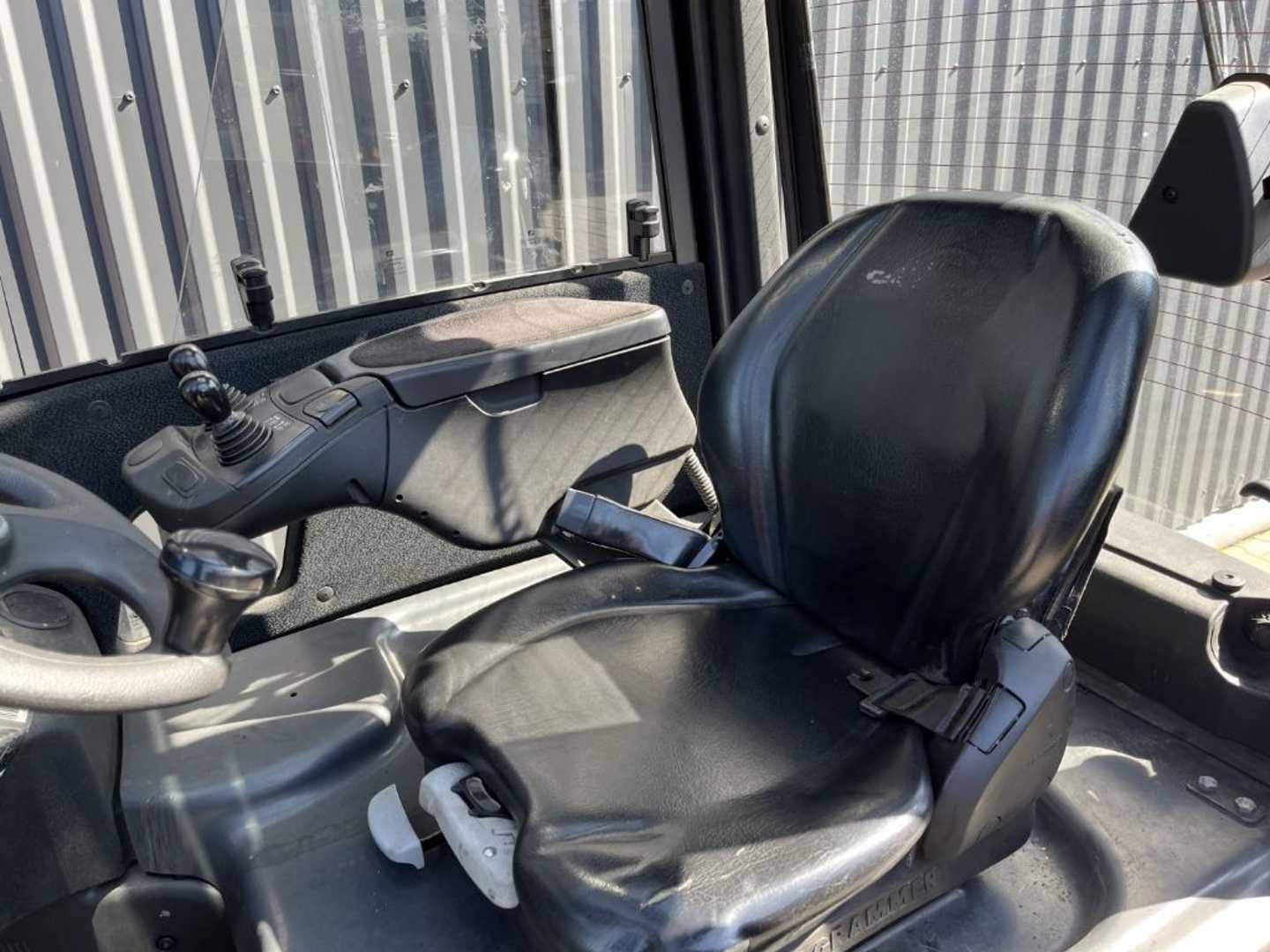 Used Forklift Linde E18PH-02 4 riteņu dakšu iekrāvējs (Image 10) Used Forklift Linde E18PH-02 4 riteņu dakšu iekrāvējs (Image 10)
