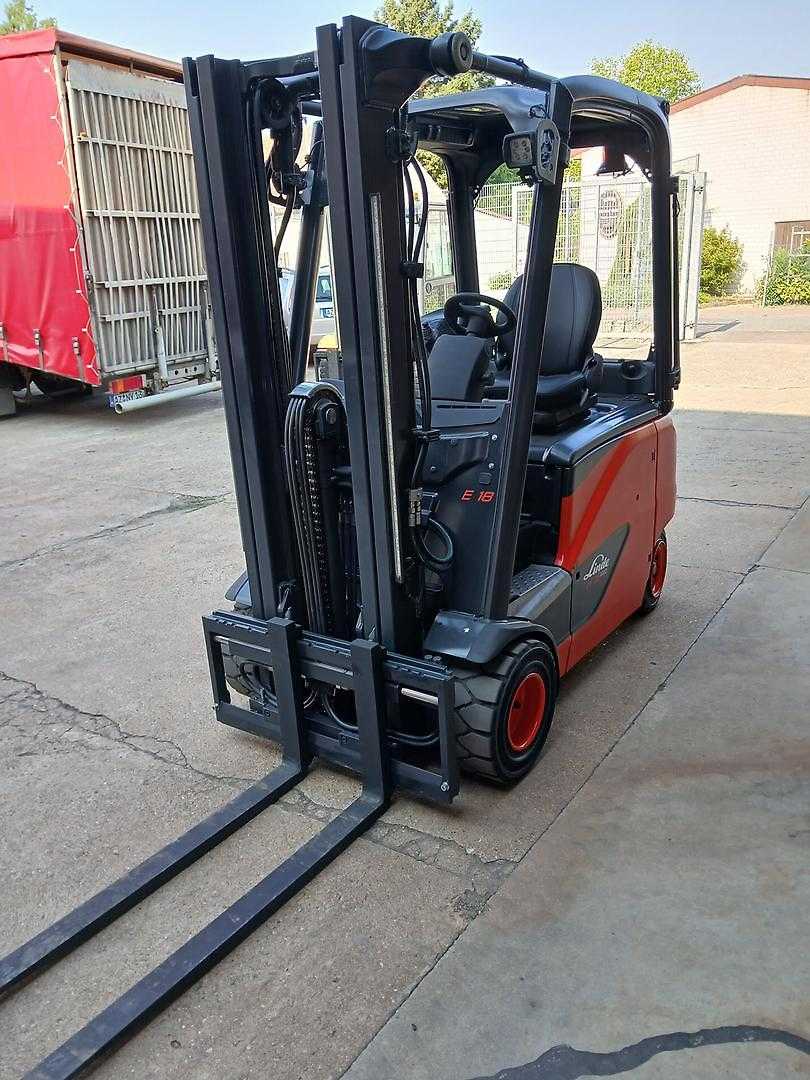 Used Forklift Linde E 18 PH - 02 Bj. 2022 4 riteņu dakšu iekrāvējs (Image 1) Used Forklift Linde E 18 PH - 02 Bj. 2022 4 riteņu dakšu iekrāvējs (Image 1)
