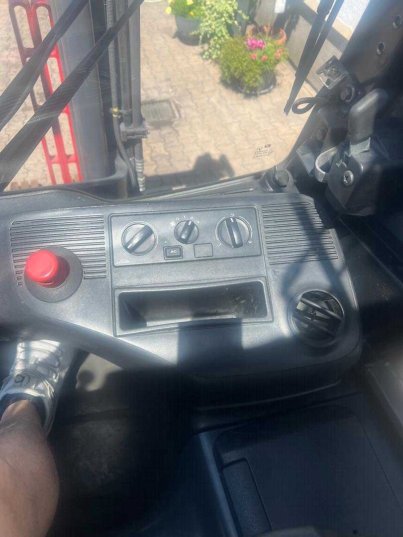 Used Forklift Linde E45 4 riteņu dakšu iekrāvējs (Image 5) Used Forklift Linde E45 4 riteņu dakšu iekrāvējs (Image 5)