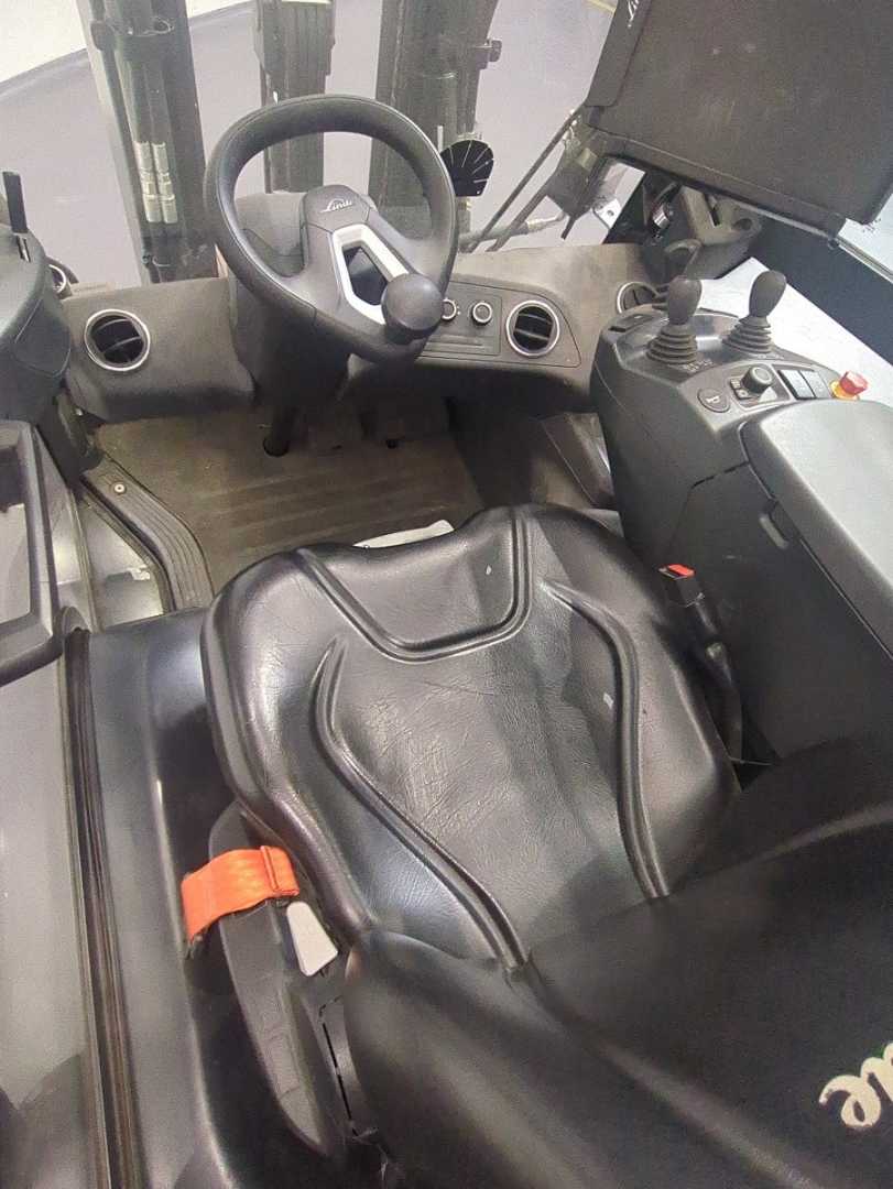 Used Forklift Linde E25-1252-01 4 riteņu dakšu iekrāvējs (Image 3)