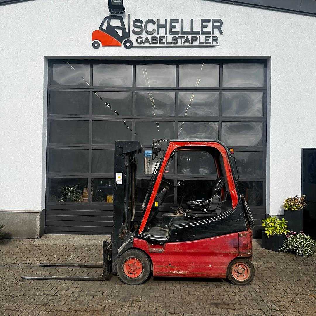 Used Forklift Linde E20 4 riteņu dakšu iekrāvējs (Image 7) Used Forklift Linde E20 4 riteņu dakšu iekrāvējs (Image 7)