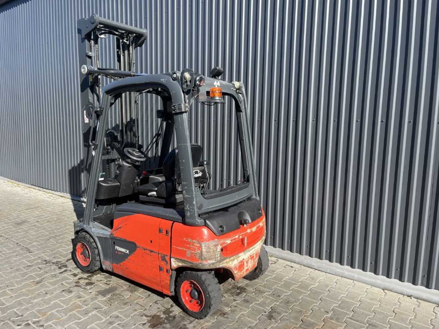 Used Forklift Linde E16P-02 4 riteņu dakšu iekrāvējs (Image 3)