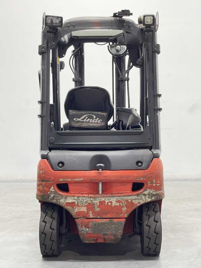 Used Forklift Linde E20PL-02-386 4 riteņu dakšu iekrāvējs (Image 6)