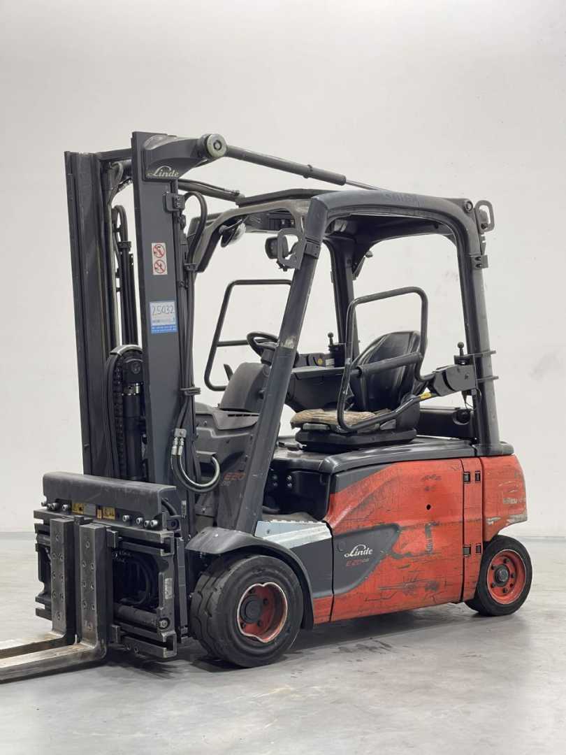 Used Forklift Linde E20PL-02-386 4 riteņu dakšu iekrāvējs (Image 1)