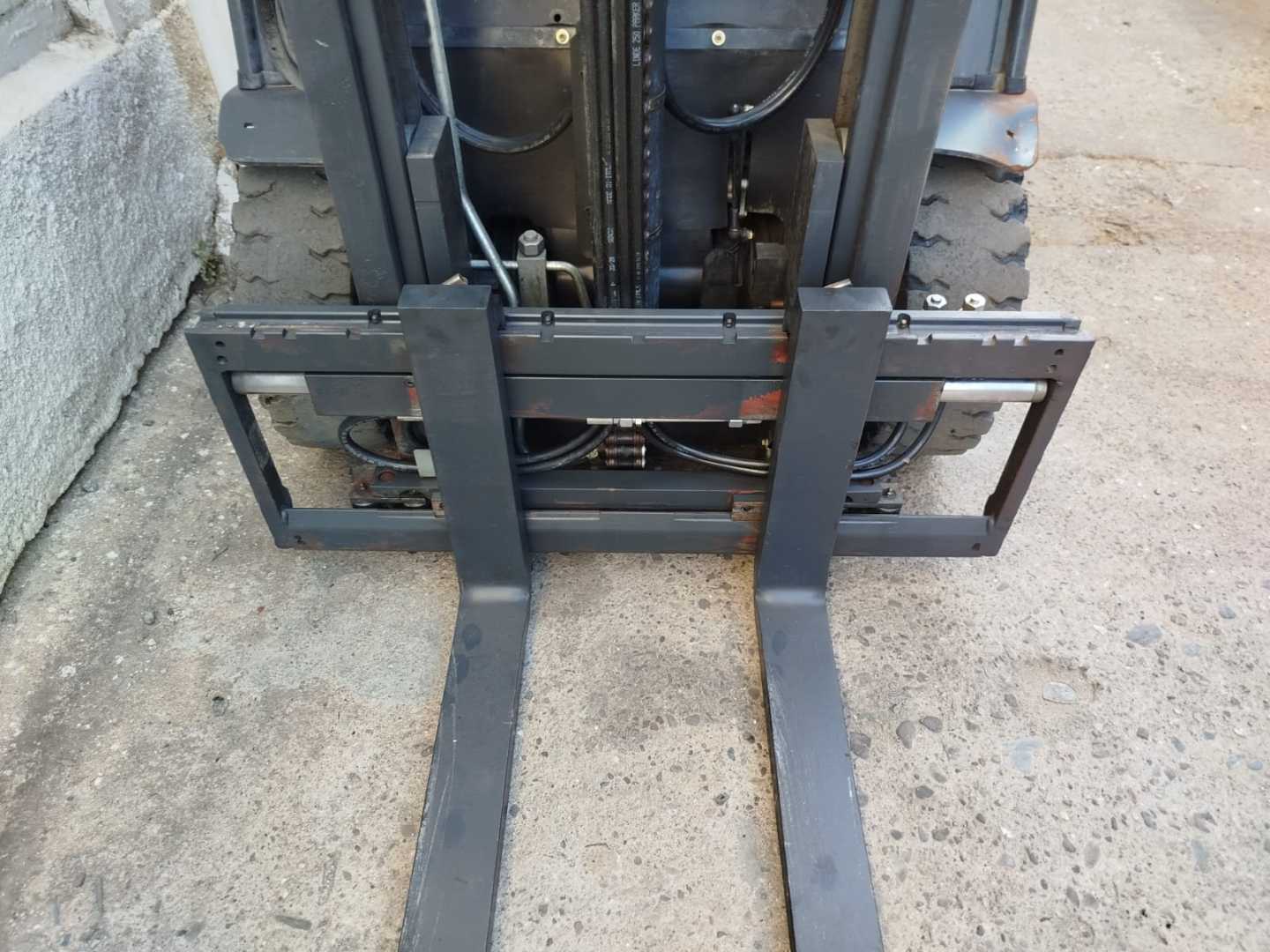Used Forklift Linde E20-01/600 4 riteņu dakšu iekrāvējs (Image 5) Used Forklift Linde E20-01/600 4 riteņu dakšu iekrāvējs (Image 5)