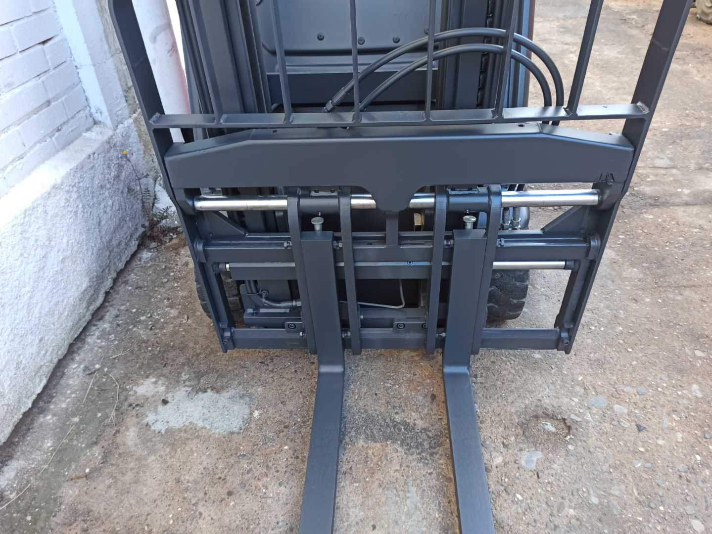 Used Forklift Linde E16PH-02 4 riteņu dakšu iekrāvējs (Image 5) Used Forklift Linde E16PH-02 4 riteņu dakšu iekrāvējs (Image 5)