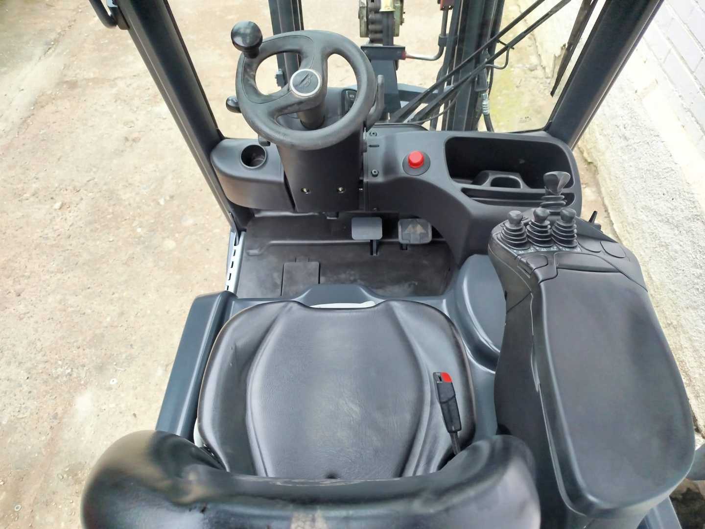 Used Forklift Linde E16P-02 EVO 4 riteņu dakšu iekrāvējs (Image 8)