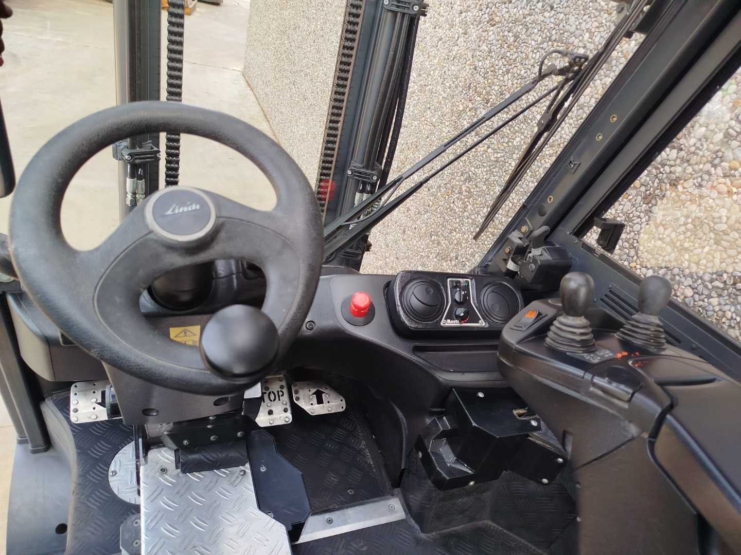 Used Forklift Linde E25HL/600 4 riteņu dakšu iekrāvējs (Image 8)