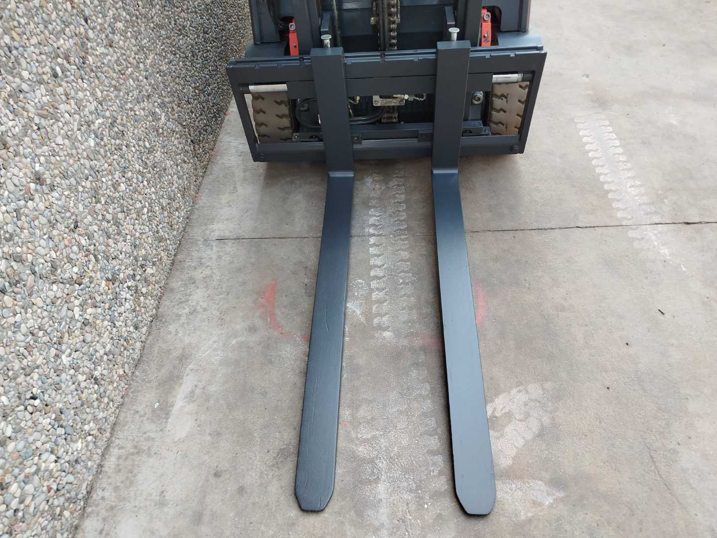 Used Forklift Linde E16P 4 riteņu dakšu iekrāvējs (Image 5) Used Forklift Linde E16P 4 riteņu dakšu iekrāvējs (Image 5)