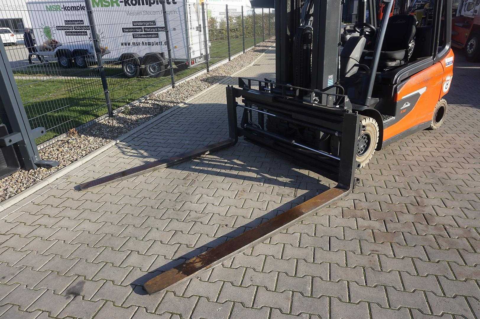 Used Forklift Linde E 30L-01 - Triplex - 2024er 4 riteņu dakšu iekrāvējs (Image 9) Used Forklift Linde E 30L-01 - Triplex - 2024er 4 riteņu dakšu iekrāvējs (Image 9)