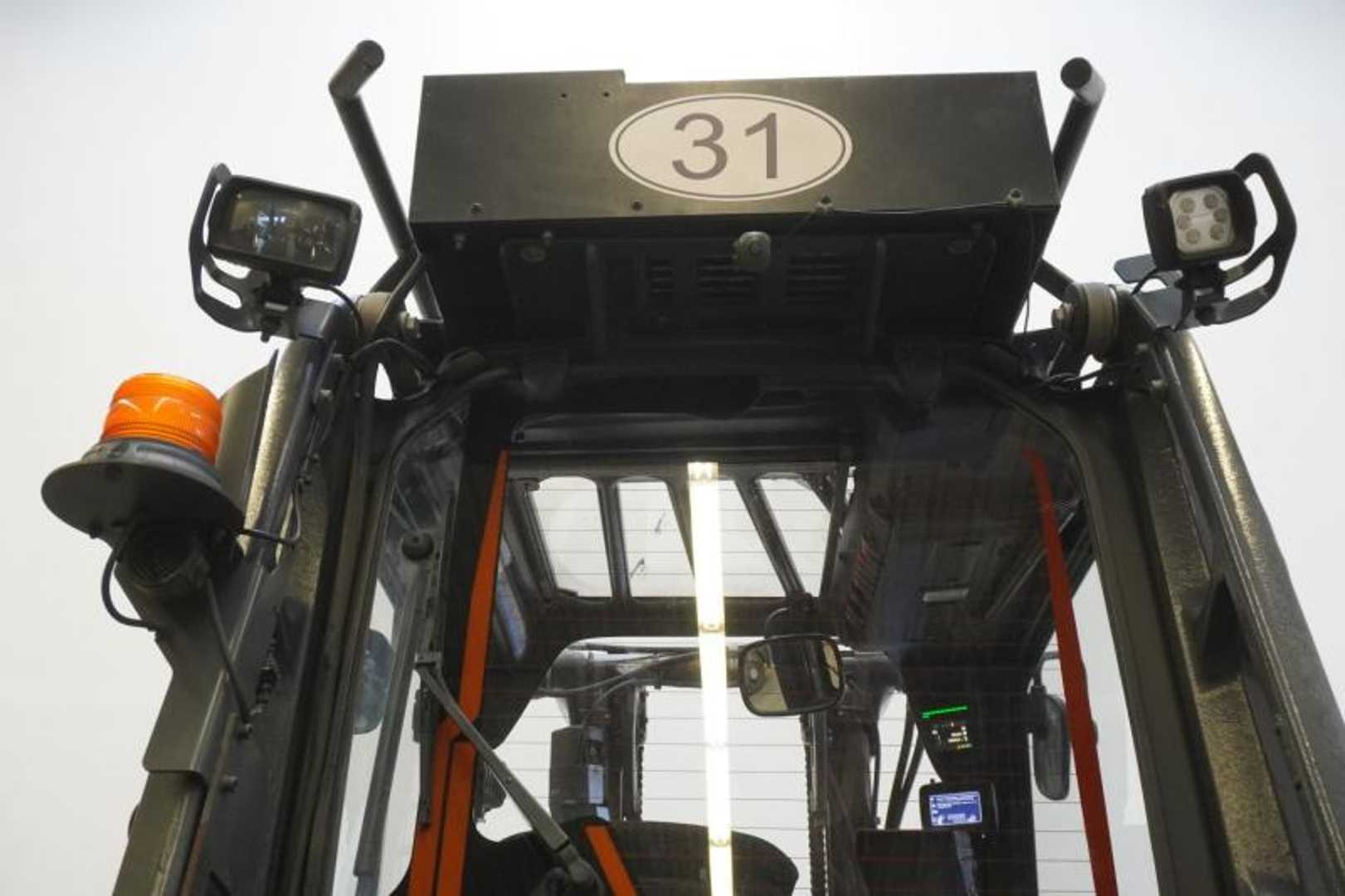 Used Forklift Linde E 35 L 387 4 riteņu dakšu iekrāvējs (Image 9) Used Forklift Linde E 35 L 387 4 riteņu dakšu iekrāvējs (Image 9)