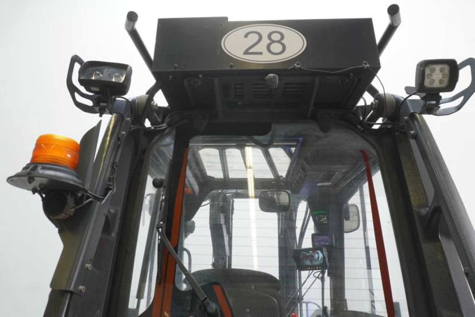 Used Forklift Linde E 35 L 387 4 riteņu dakšu iekrāvējs (Image 10) Used Forklift Linde E 35 L 387 4 riteņu dakšu iekrāvējs (Image 10)