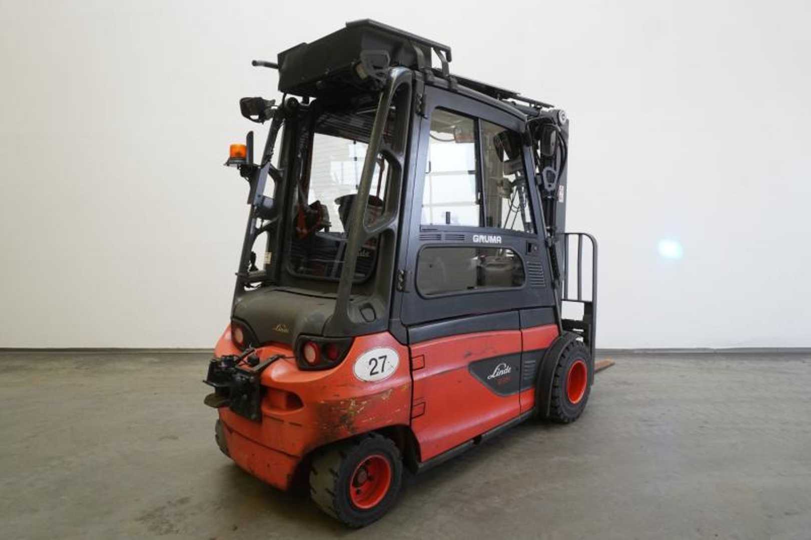 Used Forklift Linde E 35 L 387 4 riteņu dakšu iekrāvējs (Image 2) Used Forklift Linde E 35 L 387 4 riteņu dakšu iekrāvējs (Image 2)
