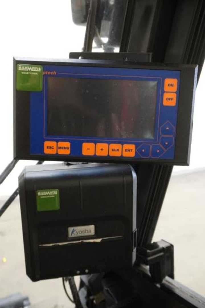 Used Forklift Linde E 30 387 4 riteņu dakšu iekrāvējs (Image 9) Used Forklift Linde E 30 387 4 riteņu dakšu iekrāvējs (Image 9)