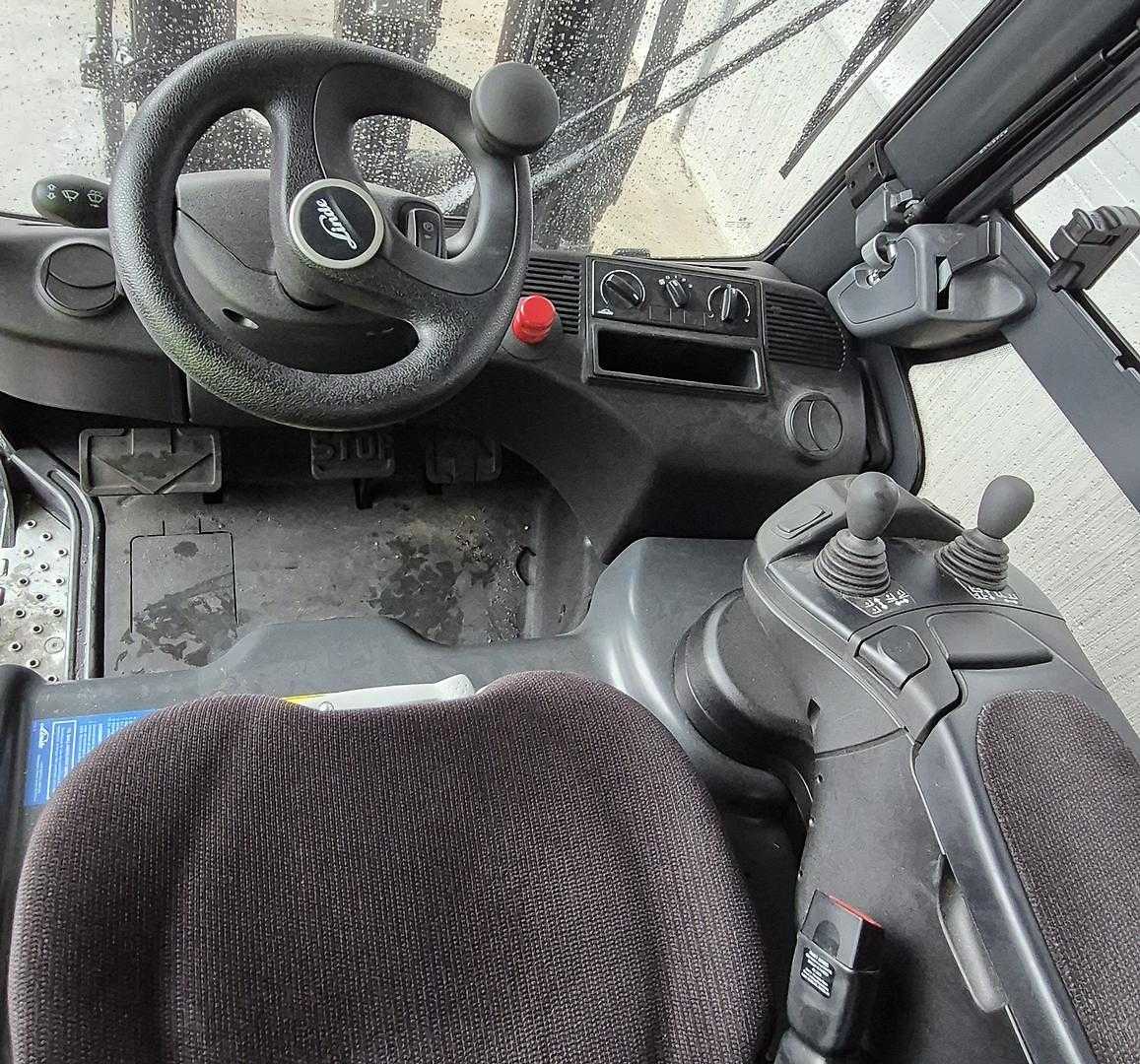 Used Forklift Linde E20PH - 386 - 02 4 riteņu dakšu iekrāvējs (Image 4) Used Forklift Linde E20PH - 386 - 02 4 riteņu dakšu iekrāvējs (Image 4)