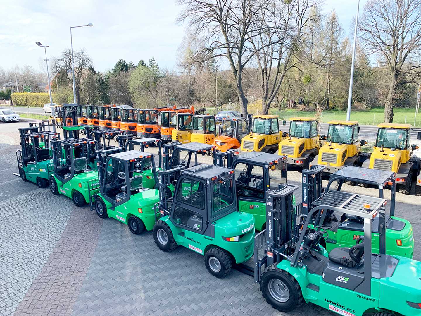 Used Forklift Lonking LG35B 4 riteņu dakšu iekrāvējs (Image 12) Used Forklift Lonking LG35B 4 riteņu dakšu iekrāvējs (Image 12)