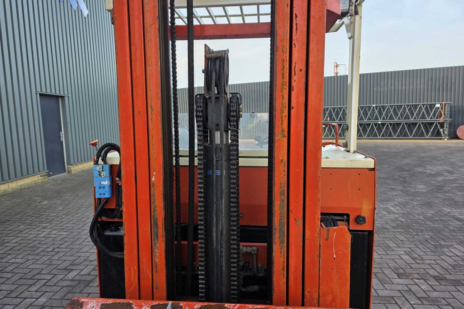 Used Forklift Nissan JHCO1L18HU 4 riteņu dakšu iekrāvējs (Image 7)