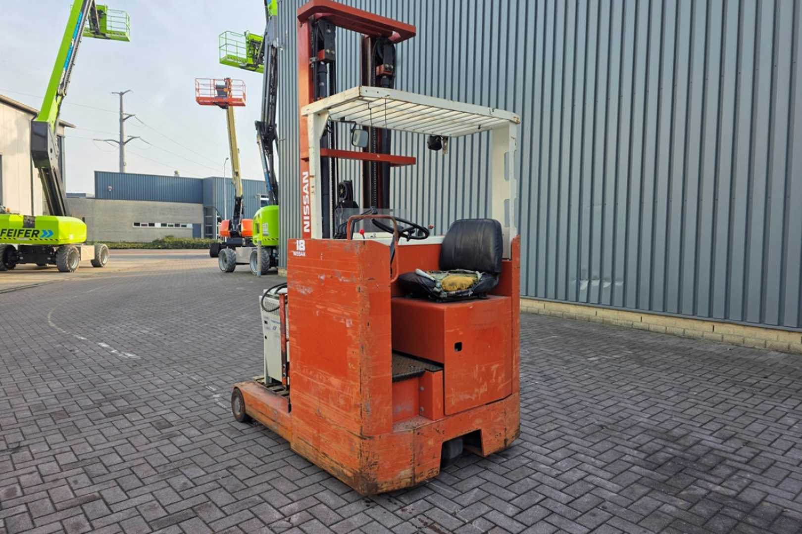 Used Forklift Nissan JHCO1L18HU 4 riteņu dakšu iekrāvējs (Image 10)