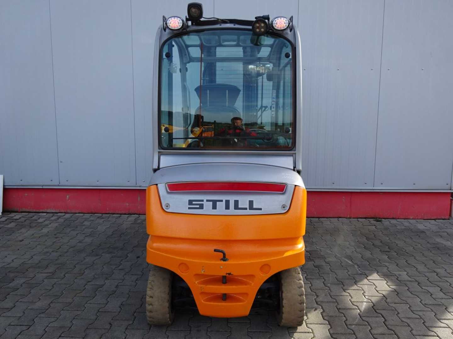 Used Forklift STILL RX60-35 4 riteņu dakšu iekrāvējs (Image 4) Used Forklift STILL RX60-35 4 riteņu dakšu iekrāvējs (Image 4)