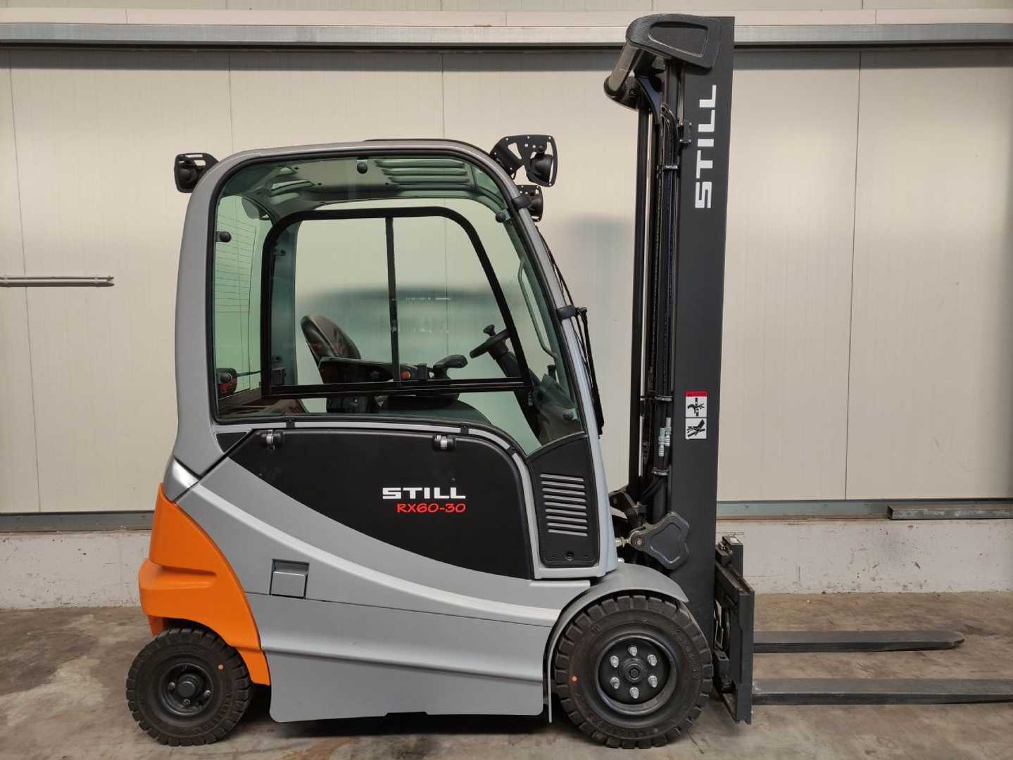 Used Forklift STILL RX60-30 4 riteņu dakšu iekrāvējs (Image 2) Used Forklift STILL RX60-30 4 riteņu dakšu iekrāvējs (Image 2)