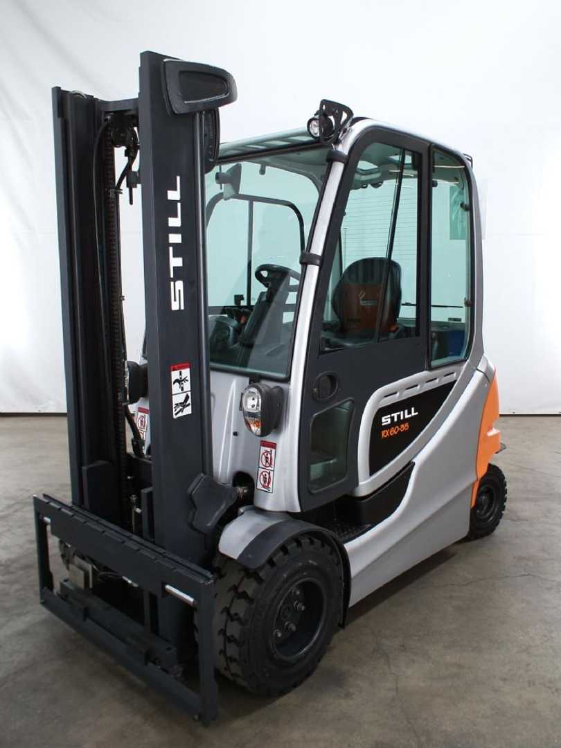 Used Forklift STILL RX60-35/BATT.NEU 4 riteņu dakšu iekrāvējs (Image 1) Used Forklift STILL RX60-35/BATT.NEU 4 riteņu dakšu iekrāvējs (Image 1)
