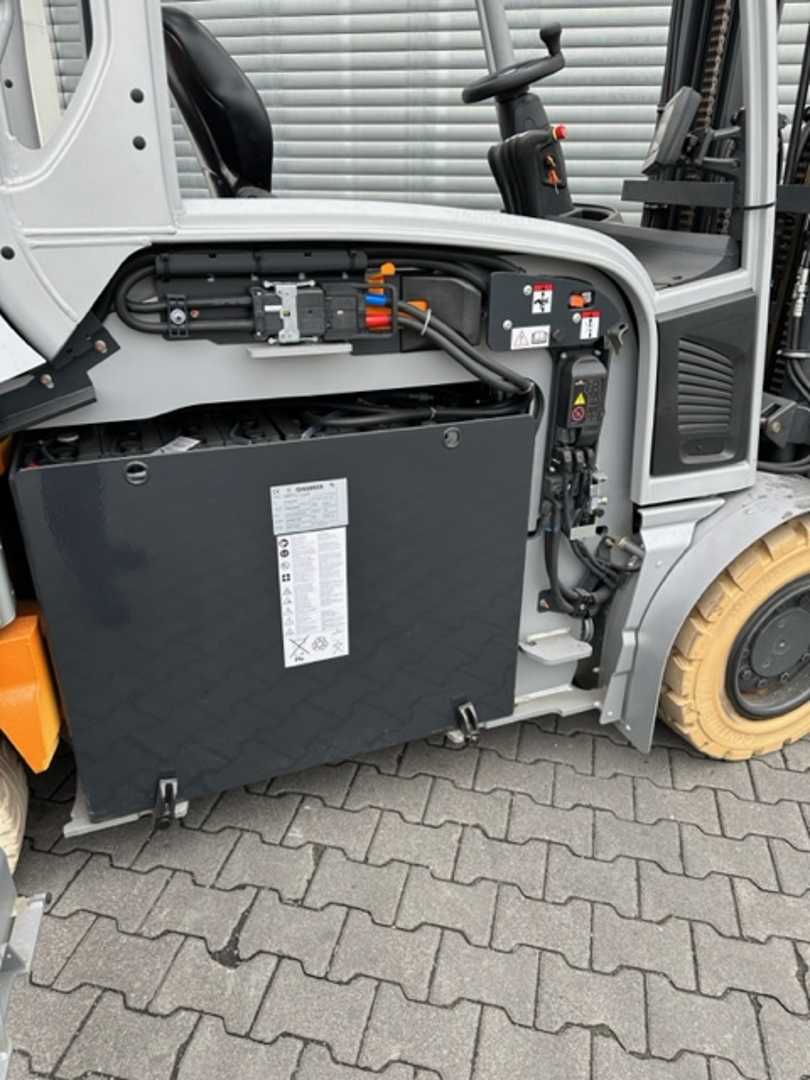 Used Forklift STILL RX 60-50 4 riteņu dakšu iekrāvējs (Image 3) Used Forklift STILL RX 60-50 4 riteņu dakšu iekrāvējs (Image 3)