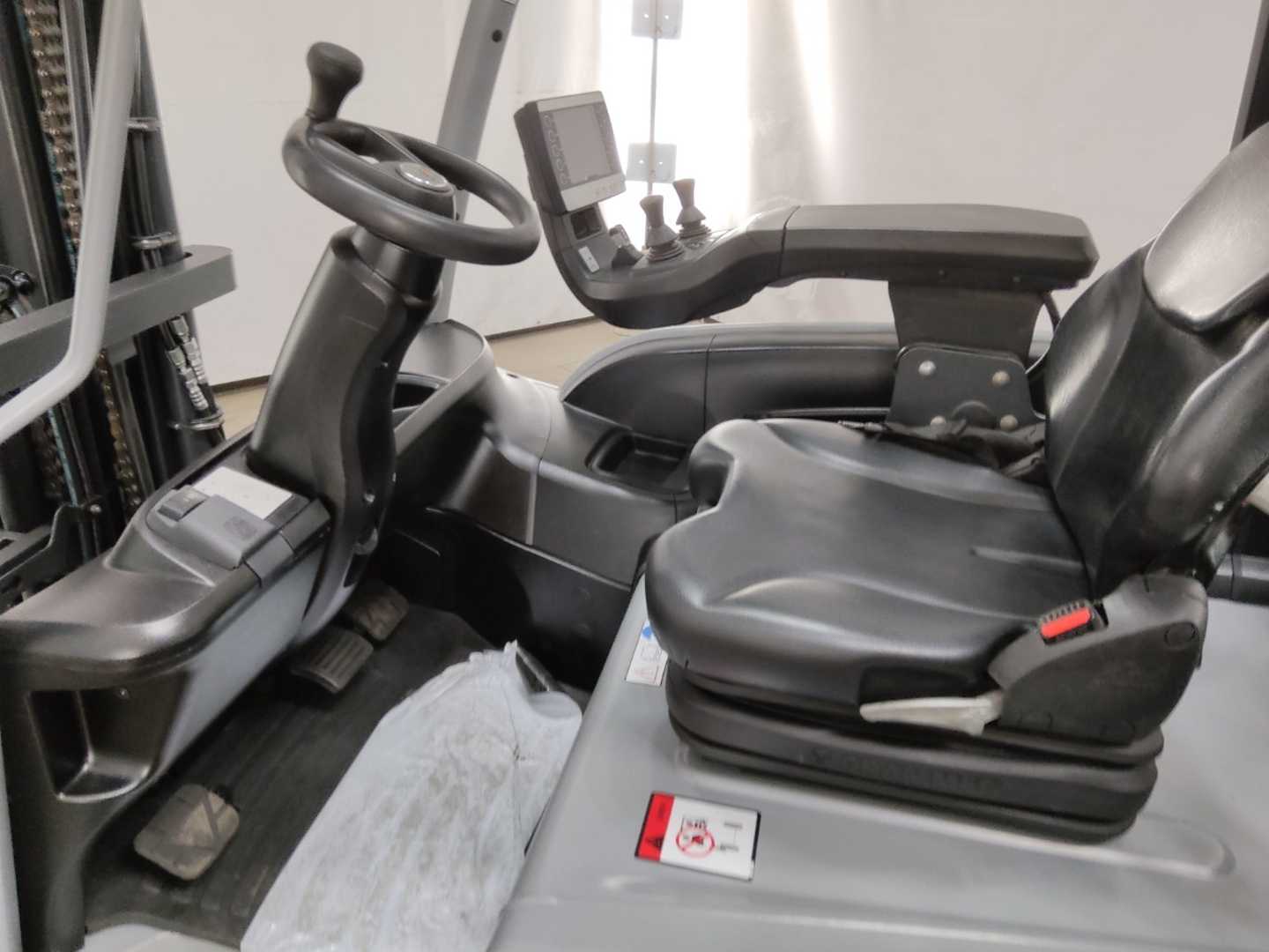 Used Forklift STILL RX60-50/600 4 riteņu dakšu iekrāvējs (Image 3) Used Forklift STILL RX60-50/600 4 riteņu dakšu iekrāvējs (Image 3)