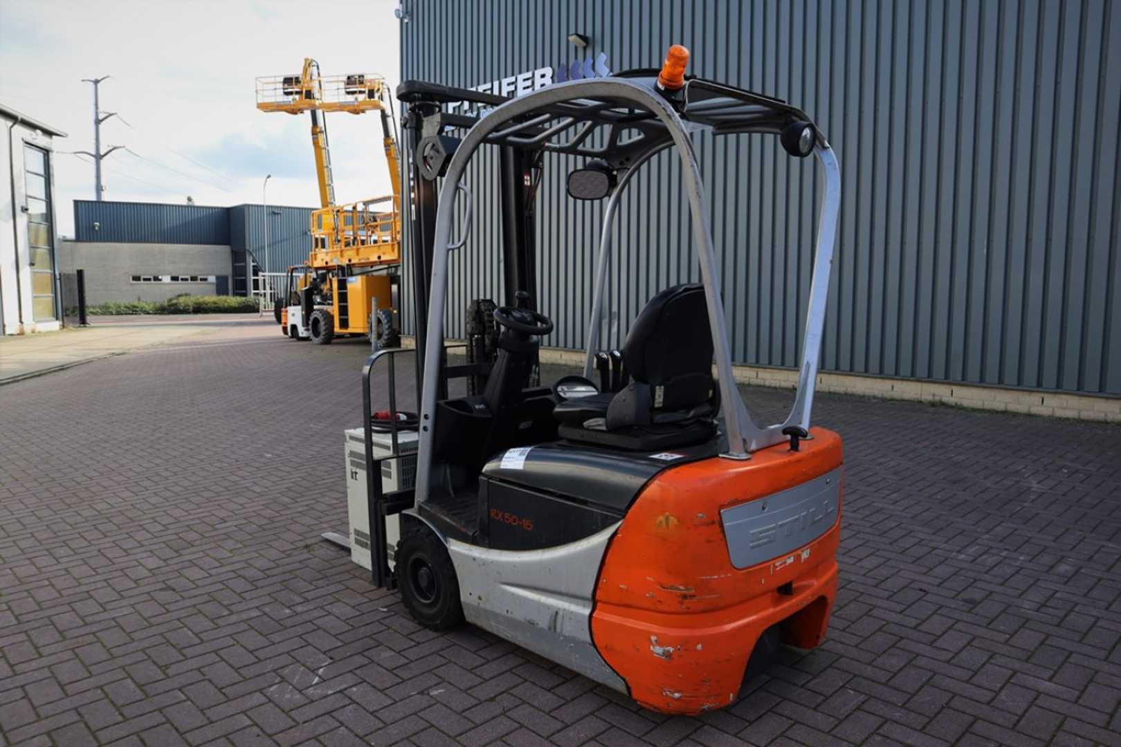 Used Forklift STILL RX50-15 4 riteņu dakšu iekrāvējs (Image 9) Used Forklift STILL RX50-15 4 riteņu dakšu iekrāvējs (Image 9)