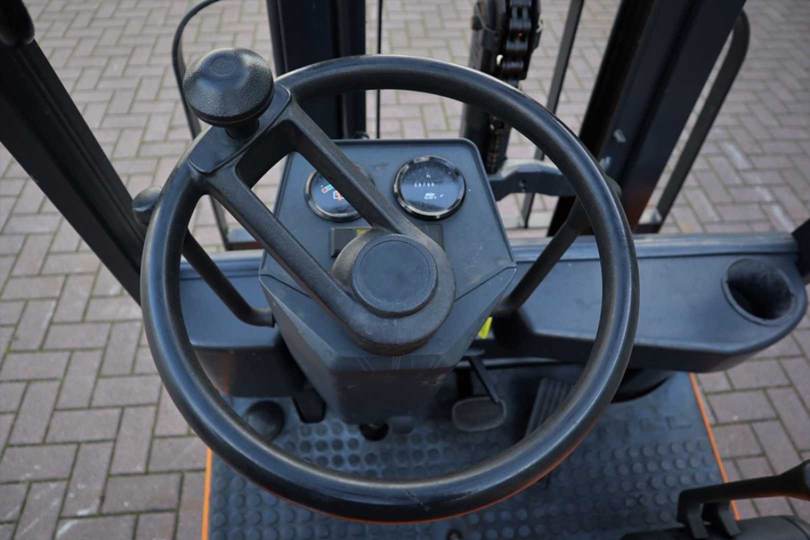Used Forklift STILL R50-15 4 riteņu dakšu iekrāvējs (Image 5) Used Forklift STILL R50-15 4 riteņu dakšu iekrāvējs (Image 5)