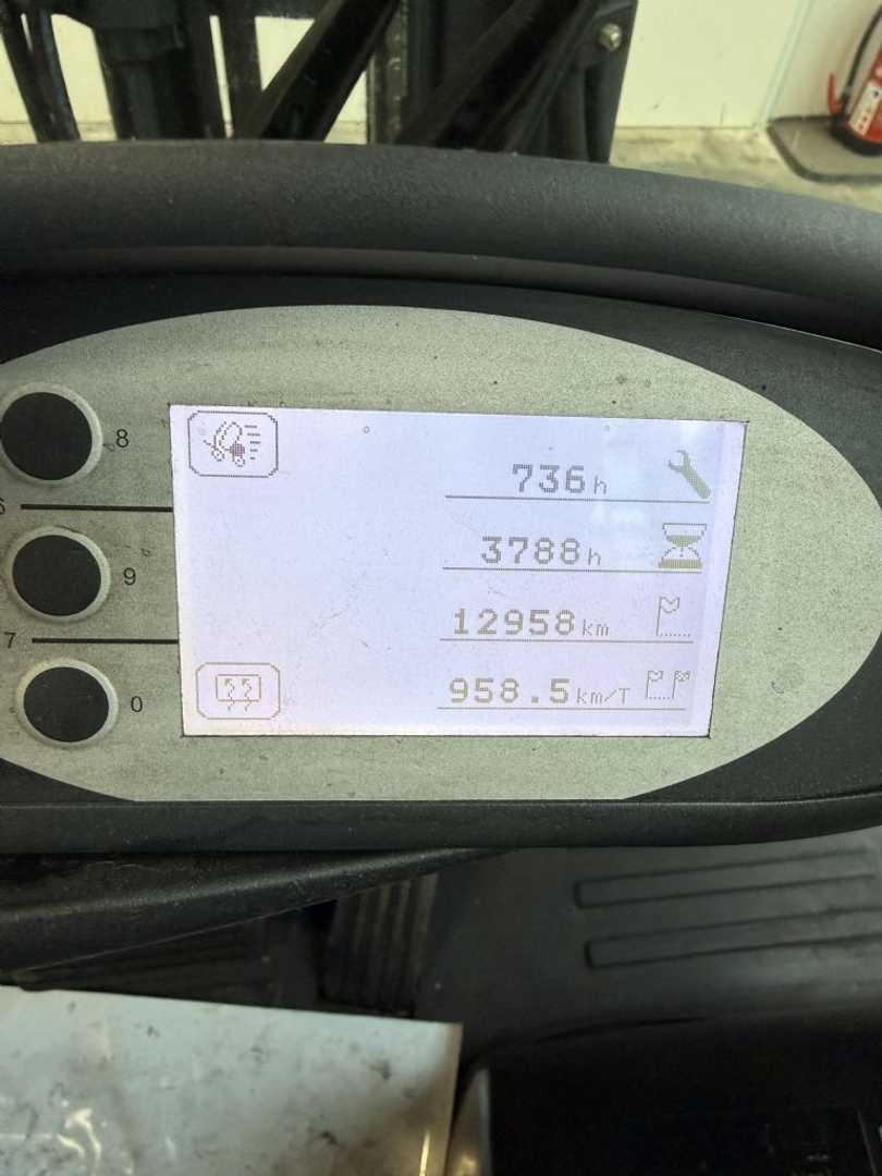Used Forklift STILL RX 20-20 P / 3787 Std. / Lack NEU 4 riteņu dakšu iekrāvējs (Image 9) Used Forklift STILL RX 20-20 P / 3787 Std. / Lack NEU 4 riteņu dakšu iekrāvējs (Image 9)