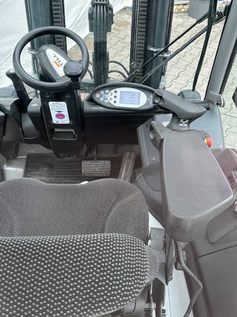 Used Forklift STILL RX 60-25 4 riteņu dakšu iekrāvējs (Image 6) Used Forklift STILL RX 60-25 4 riteņu dakšu iekrāvējs (Image 6)