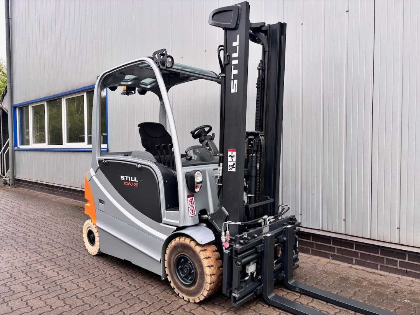 Used Forklift STILL RX60-25L/600 | Nur 1.459 Bst. | AKKU 90% 4 riteņu dakšu iekrāvējs (Image 9)