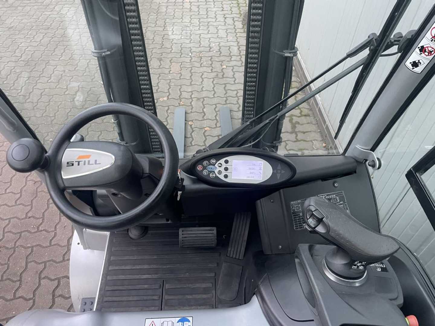 Used Forklift STILL RX60-25 | Neue Bereifung vorne | 4K Joystick 4 riteņu dakšu iekrāvējs (Image 10)