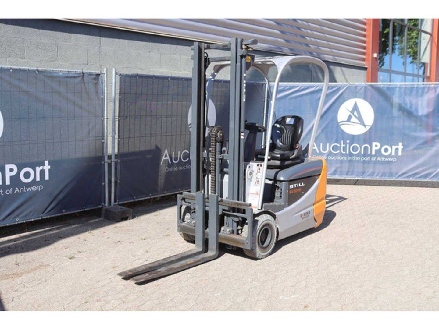 Used Forklift STILL RX 50-15 4 riteņu dakšu iekrāvējs (Image 9) Used Forklift STILL RX 50-15 4 riteņu dakšu iekrāvējs (Image 9)