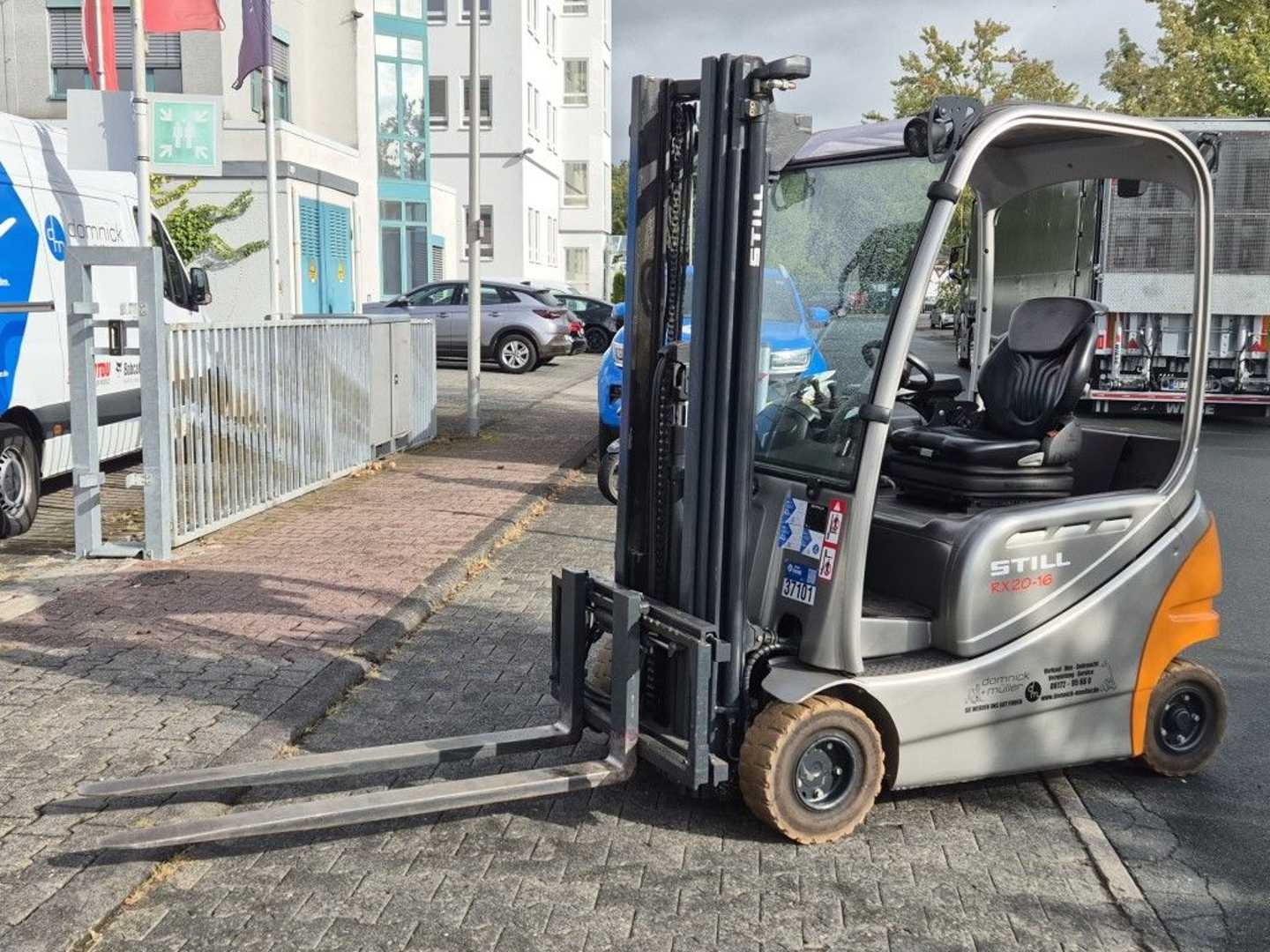 Used Forklift STILL RX 20-16 P 4 riteņu dakšu iekrāvējs (Image 8) Used Forklift STILL RX 20-16 P 4 riteņu dakšu iekrāvējs (Image 8)