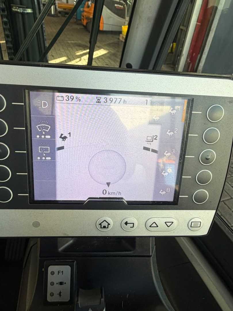 Used Forklift STILL RX20-20P 4 riteņu dakšu iekrāvējs (Image 4) Used Forklift STILL RX20-20P 4 riteņu dakšu iekrāvējs (Image 4)