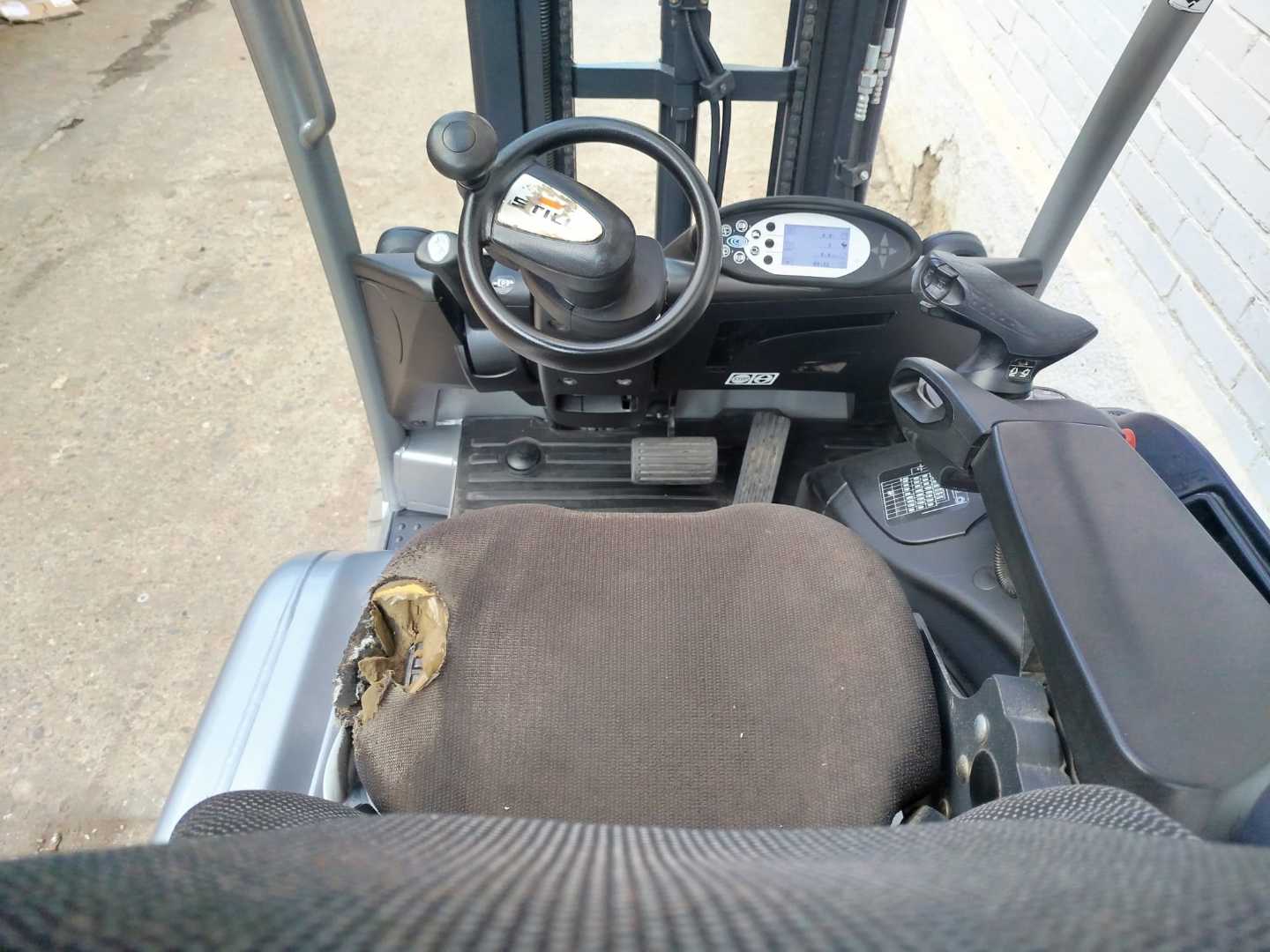 Used Forklift STILL RX20-16P 4 riteņu dakšu iekrāvējs (Image 8) Used Forklift STILL RX20-16P 4 riteņu dakšu iekrāvējs (Image 8)