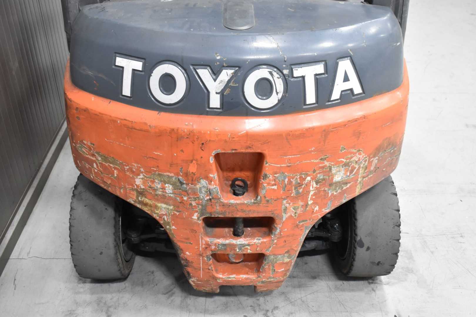 Used Forklift Toyota 8FBMT18 /59088/ 4 riteņu dakšu iekrāvējs (Image 9)