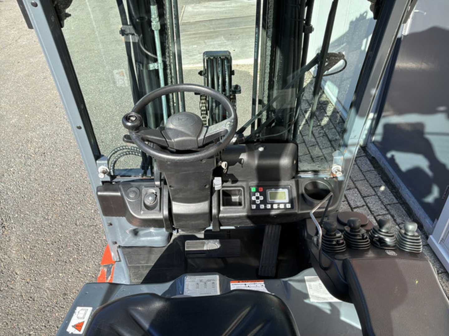 Used Forklift Toyota 8FBM20T 4 riteņu dakšu iekrāvējs (Image 3)