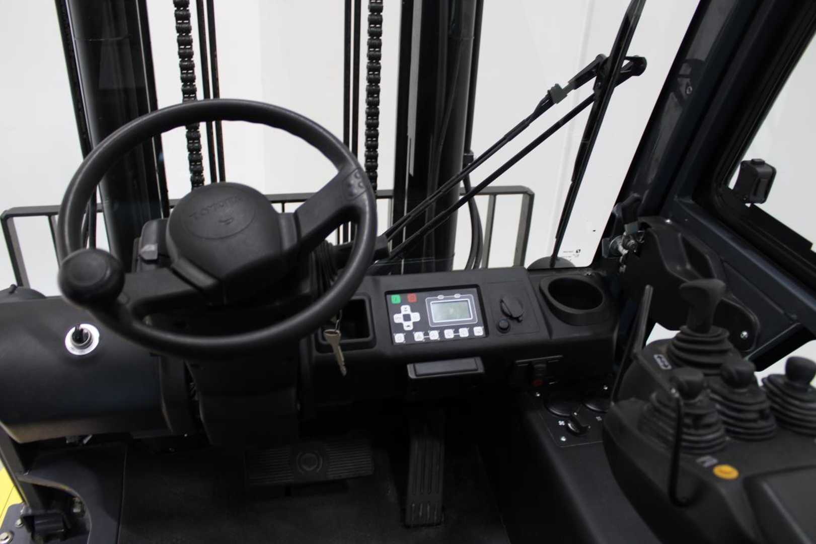 Used Forklift Toyota 9FBM50T 4 riteņu dakšu iekrāvējs (Image 4)